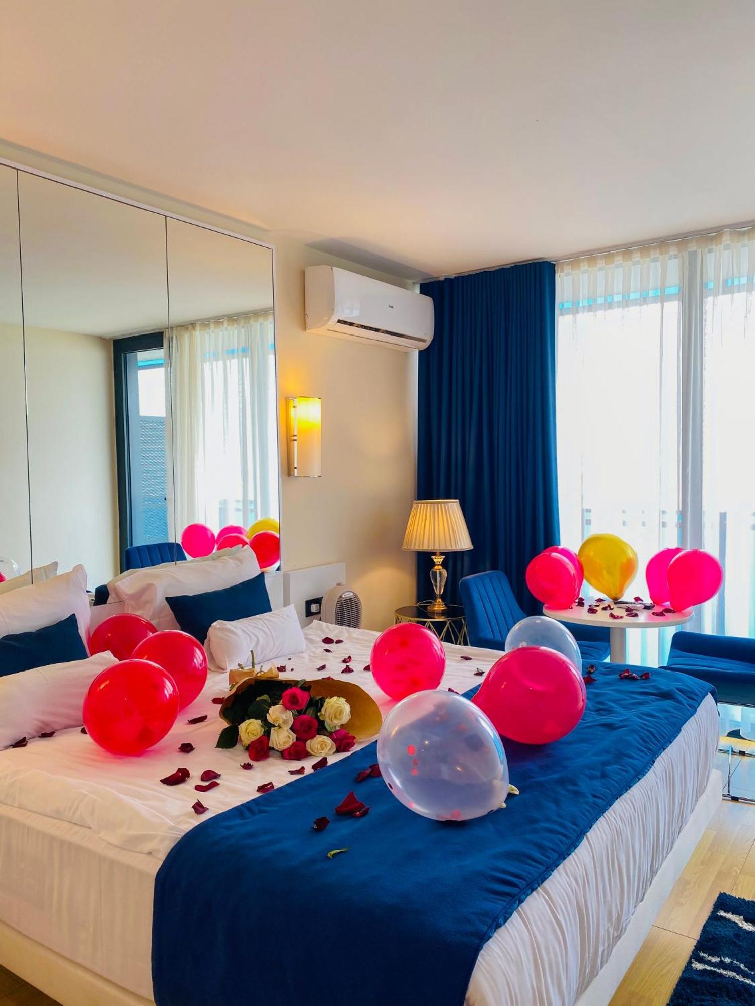 Luxury Batumi Hotel Exterior photo
