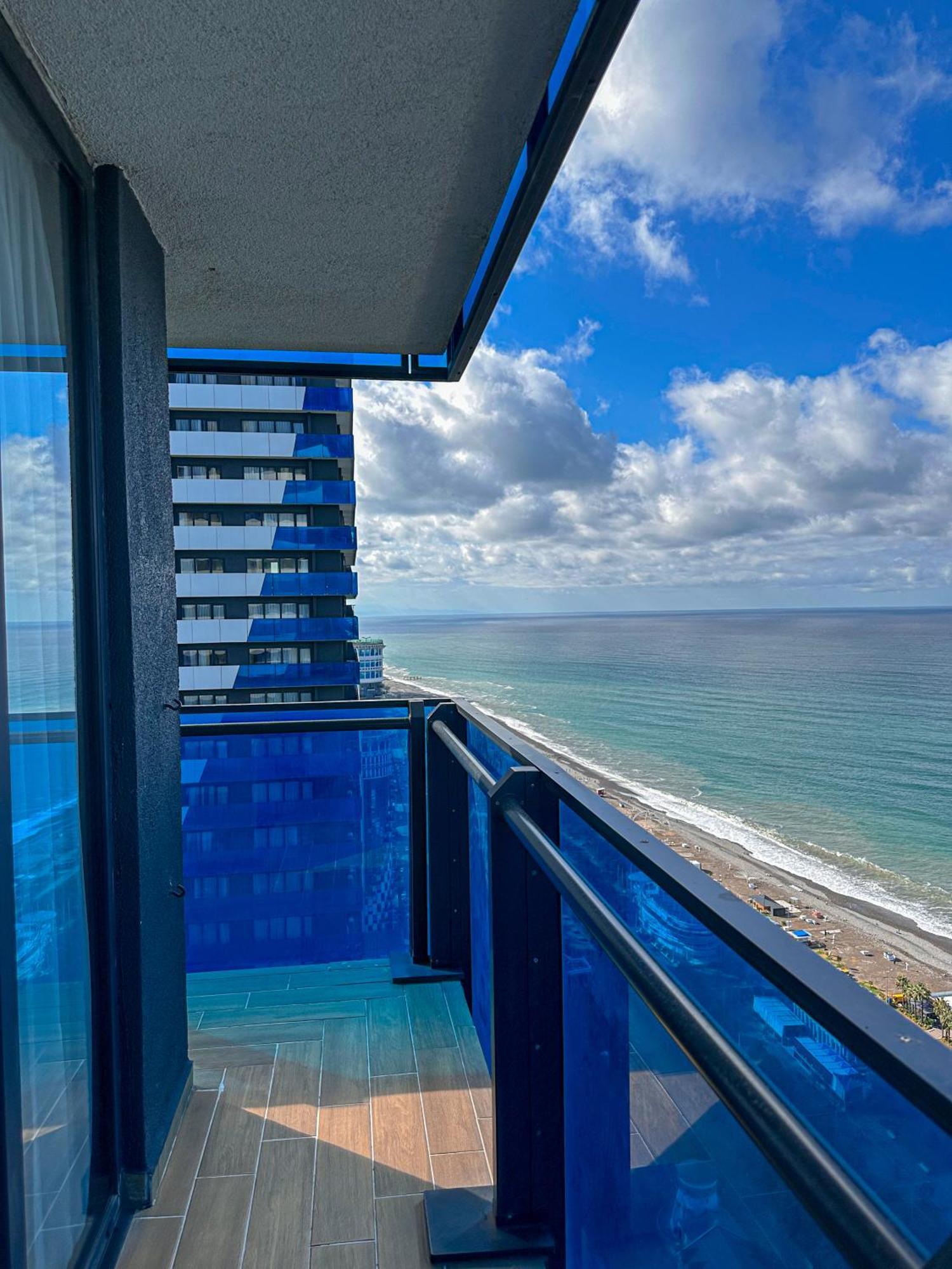 Luxury Batumi Hotel Exterior photo