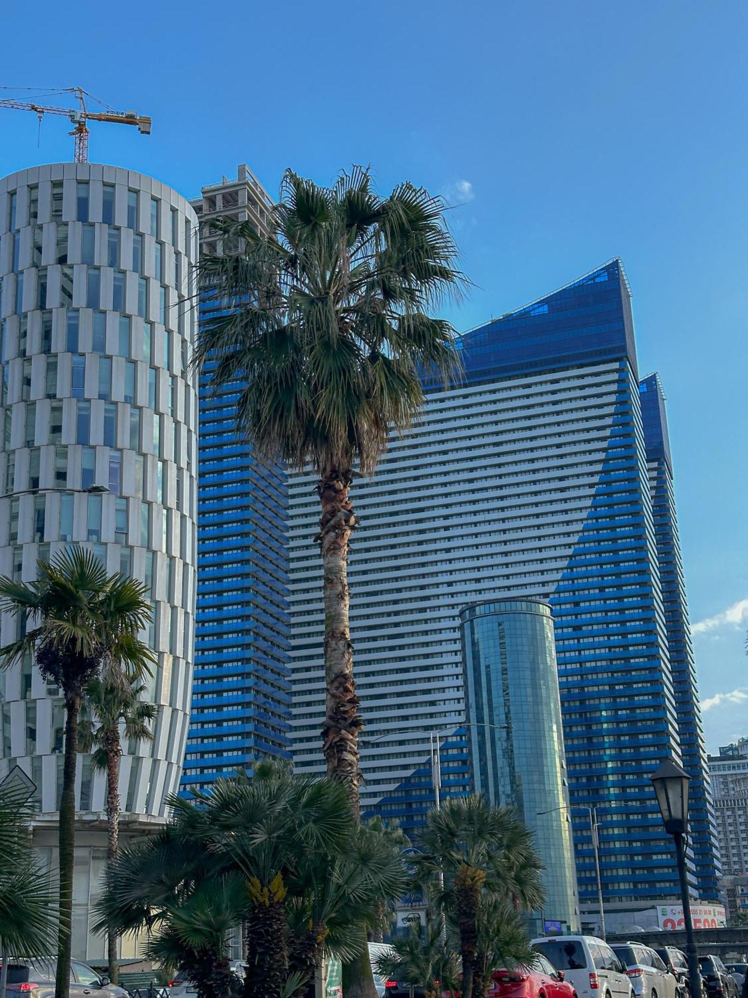 Luxury Batumi Hotel Exterior photo