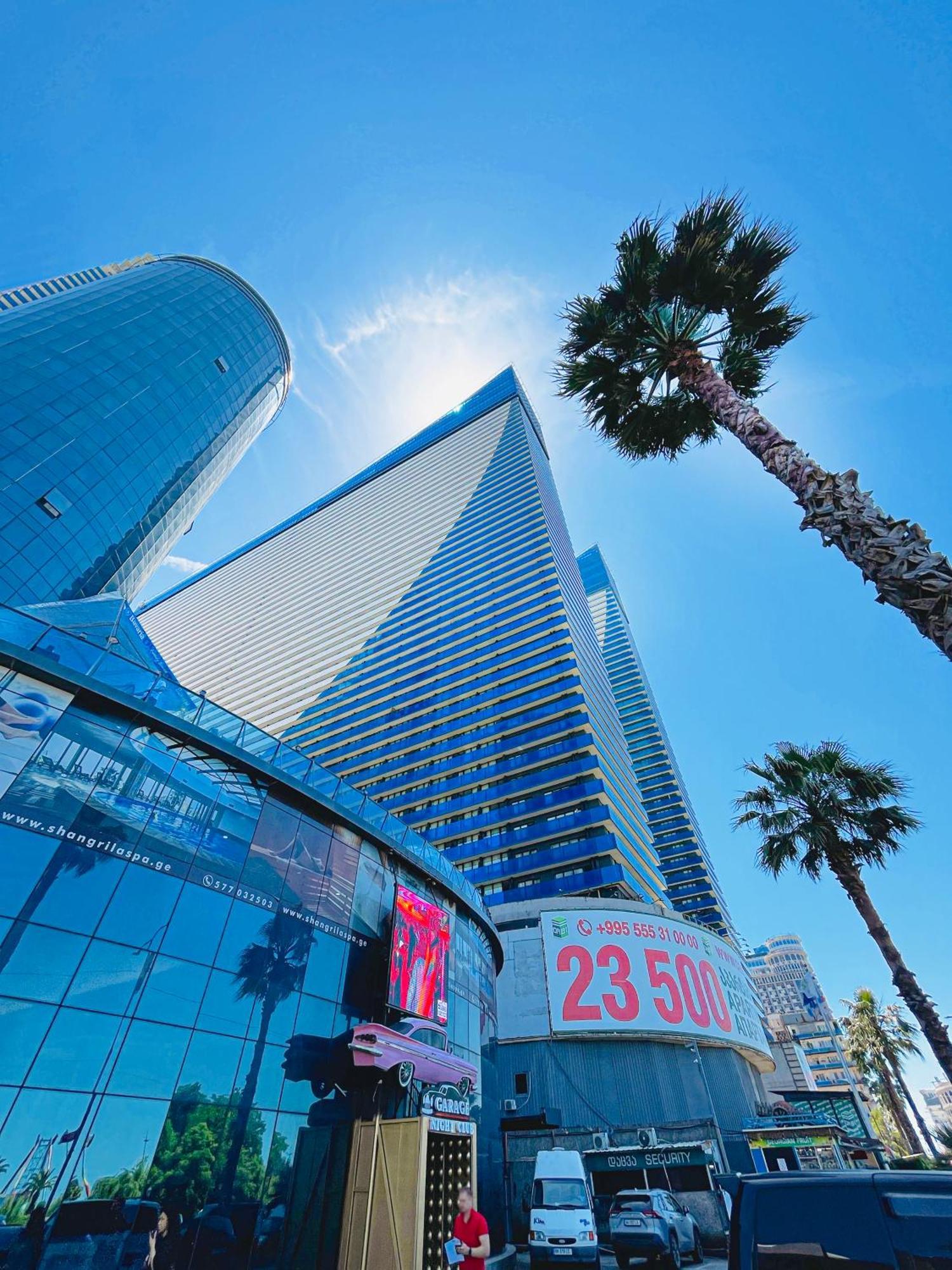 Luxury Batumi Hotel Exterior photo